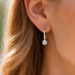Fashion, accesorii si bijuterii - Femei - Bijuterii femei - Cercei femei - Cercei tip stud argintii cu stras si cristal rotund - Infinity.ro
