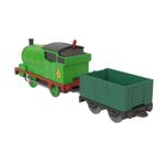 Jucarii, Copii si Bebe - Jucarii si jocuri - Vehicule si jucarii cu telecomanda - Trenulete de jucarie - Thomas locomotiva motorizata Percy cu vagon - Infinity.ro