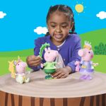 Jucarii, Copii si Bebe - Jucarii si jocuri - Figurine - Peppa Pig set 3 purcelusi care se imbraca cu figurine si accesorii - Infinity.ro