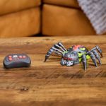 Jucarii, Copii si Bebe - Jucarii si jocuri - Vehicule si jucarii cu telecomanda - Roboti de jucarie - Hex Bots viu in interior tarantula cataratoare cu telecomanda - Infinity.ro