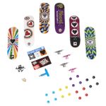 Jucarii, Copii si Bebe - Jucarii si jocuri - Vehicule si jucarii cu telecomanda - Masinute - Tech Deck pachet 6 piese cu accesorii fingerboard Heart - Infinity.ro