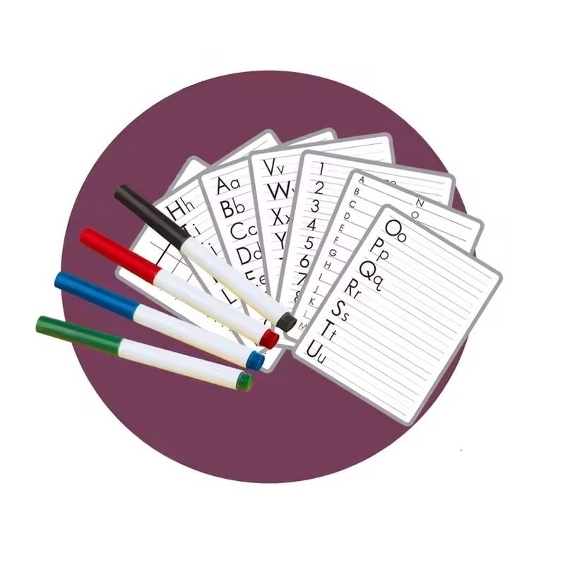 Jucarii, Copii si Bebe - Jucarii si jocuri - Jucarii & jocuri educative - Seturi pictura si desen - Tabla de desen si invatat pentru copii cu 4 carioci colorate, 8 sabloane si un burete de sters - Infinity.ro