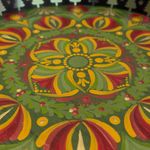 Casa si Gradina - Decoratiuni - Obiecte decorative - Accesorii decorative - Tava decorativa cadou Craciun pictata manual cu model mandala, 25 cm - Infinity.ro