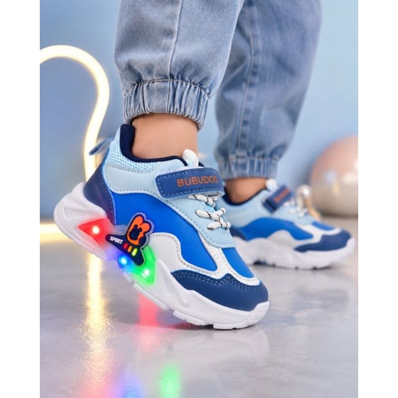 Fashion, accesorii si bijuterii - Copii - Incaltaminte copii - Sneakers si tenisi copii - Pantofi sport cu luminite, Model Bubudoo 3, Piele ecologica, Baieti, Albastru,Marimea 30 - Infinity.ro