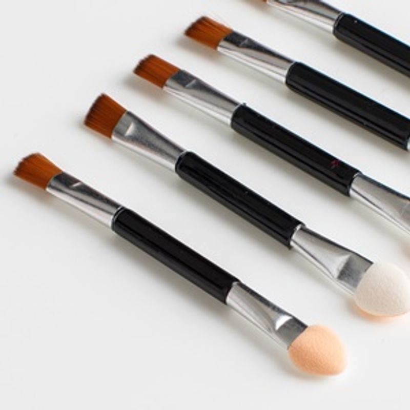 Ingrijire personala si Cosmetice - Machiaj - Aplicatoare si pensule machiaj - Set 5 Pensule de Machiaj Duble cu Peri si Burete, 7,5 cm, Negru - Infinity.ro