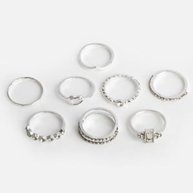 Fashion, accesorii si bijuterii - Femei - Bijuterii femei - Inele femei - Set de 8 Inele Argintii cu Strasuri pentru Femei - Infinity.ro