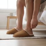 Fashion, accesorii si bijuterii - Barbati - Incaltaminte barbati - Slapi si papuci barbati - Papuci de casa imblaniti, Antonio, pentru barbati, culoarea maro, 44-45 EU - Infinity.ro