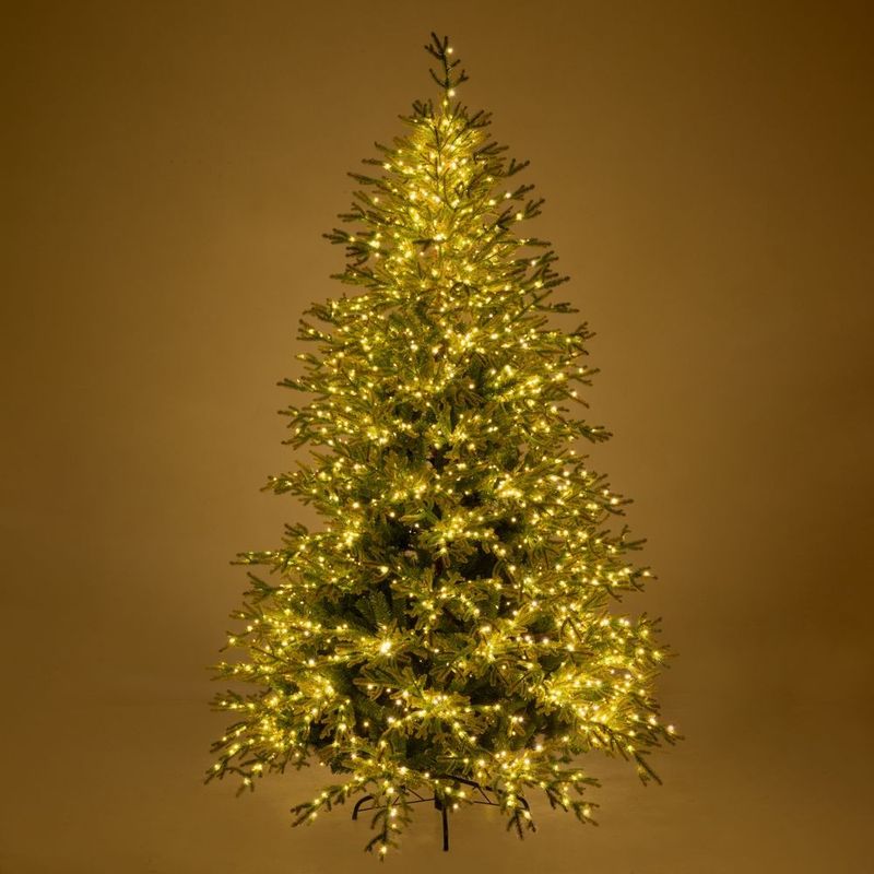 Casa si Gradina - Decoratiuni - Decoratiuni de sezon - Brad artificial Premium Highlands cu lumini, 8 functii, 3000 LED, 240 cm, cablu cupru, verde - Infinity.ro