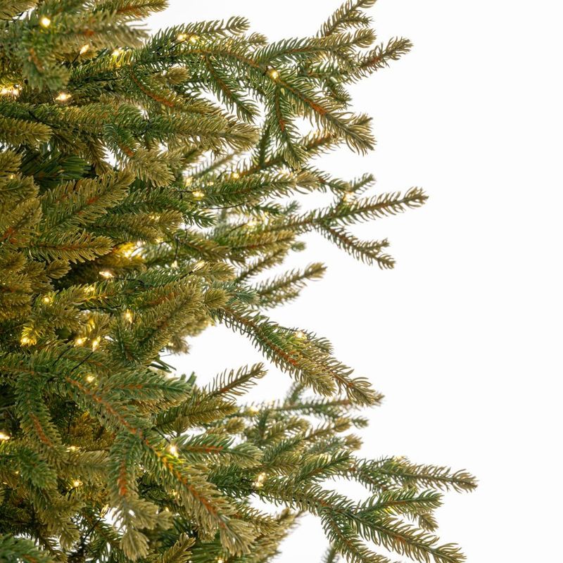 Casa si Gradina - Decoratiuni - Decoratiuni de sezon - Brad artificial Premium Highlands cu lumini, 8 functii, 3000 LED, 240 cm, cablu cupru, verde - Infinity.ro