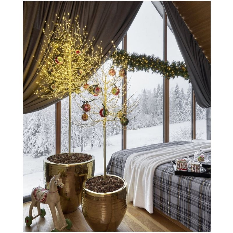 Casa si Gradina - Decoratiuni - Decoratiuni de sezon - Ghirlanda artificiala Craciun Luxury cu LED, 270 cm, IP44, verde - Infinity.ro