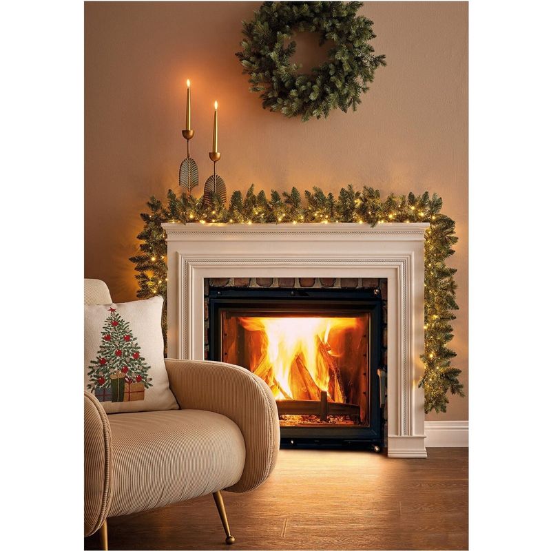 Casa si Gradina - Decoratiuni - Decoratiuni de sezon - Ghirlanda artificiala Craciun Pino Argentato cu MiniLED-uri, 270 cm, IP44, verde - Infinity.ro