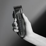 Ingrijire personala si Cosmetice - Aparate si accesorii ingrijire personala - Aparate de ras si tuns - Aparate de tuns - Aparat de tuns Rowenta x Karl Lagerfeld Barber Experience TN155LE0, 6500 rpm, autonomie 150 min, 6 piepteni ficsi, 6 - Infinity.ro