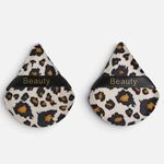 Ingrijire personala si Cosmetice - Machiaj - Aplicatoare si pensule machiaj - Buretei pentru Pudra cu Maner Leopard - Set 2 Bucati - Infinity.ro