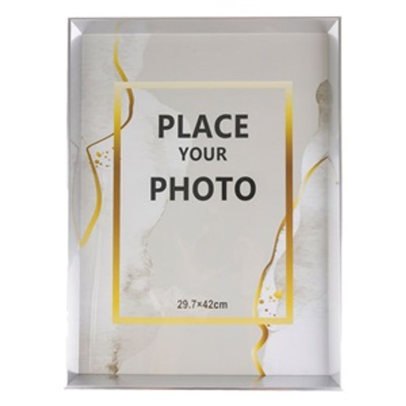 Casa si Gradina - Decoratiuni - Obiecte decorative - Accesorii decorative - Rama foto decorativa argintie cu cadru lat, 30x42cm - Infinity.ro