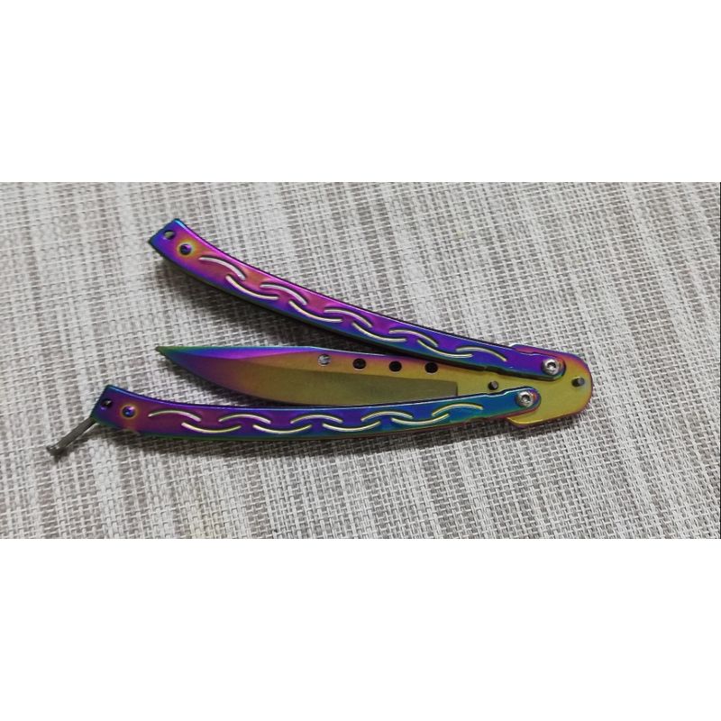Sport si Outdoor/Camping/Cutite, bricege si accesorii/Cutite si bricege - Set briceag butterfly, multicolor, 25 cm si cutit karambit, Rainbow, 19 cm, Otel inoxidabil - Infinity.ro