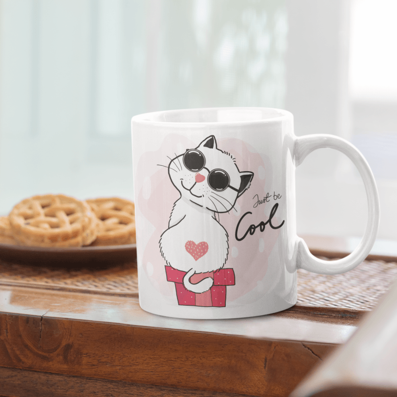 Casa si Gradina - Bucatarie si vesela - Cani si pahare - Cani si cesti - Cana cafea personalizata pentru ea, Priti Global, cu pisicuta cool, 330 ml - Infinity.ro