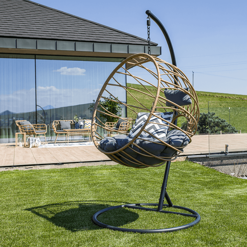 Casa si Gradina - Gradina si terasa - Mobilier exterior - Scaune si sezlonguri gradina - Scaun suspendat, natural / negru / gri, GABE - Infinity.ro