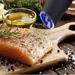 Set 2 rasnite electrice Ruhhy 19558, led, pentru sare si piper