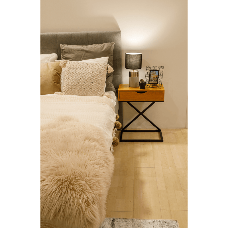 Casa si Gradina - Mobilier - Comode si corpuri - Noptiere - Masuta auxiliara/noptiera, stejar/negru, VIRED - Infinity.ro