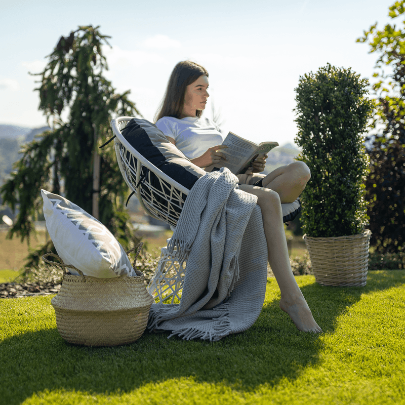 Casa si Gradina - Gradina si terasa - Mobilier exterior - Scaune si sezlonguri gradina - Scaun pivotant cu perna, alb / gri-maro / negru, TRISS BIG - Infinity.ro