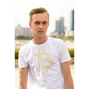 Tricou personalizat pentru barbatii pasionati de criptomonede, Priti Global, impri cu BITCOIN