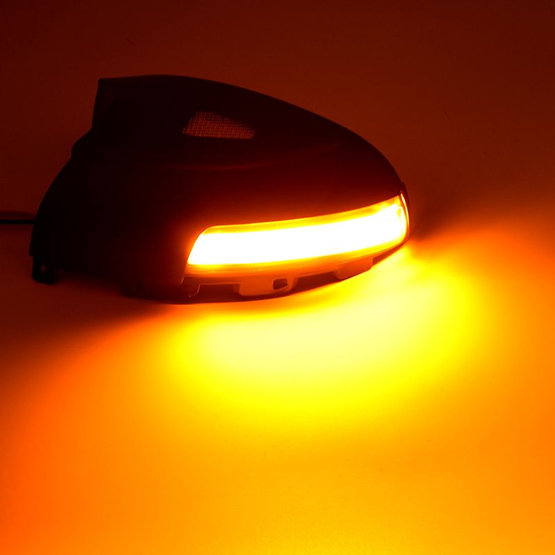 Auto si Moto - Electrice auto - Iluminare si semnalizare - Becuri auto - Set de 2 lampi led semnalizare dinamica oglinda Xentech Light VW Tiguan, Sharan, Seat Alhambra 12V - Infinity.ro