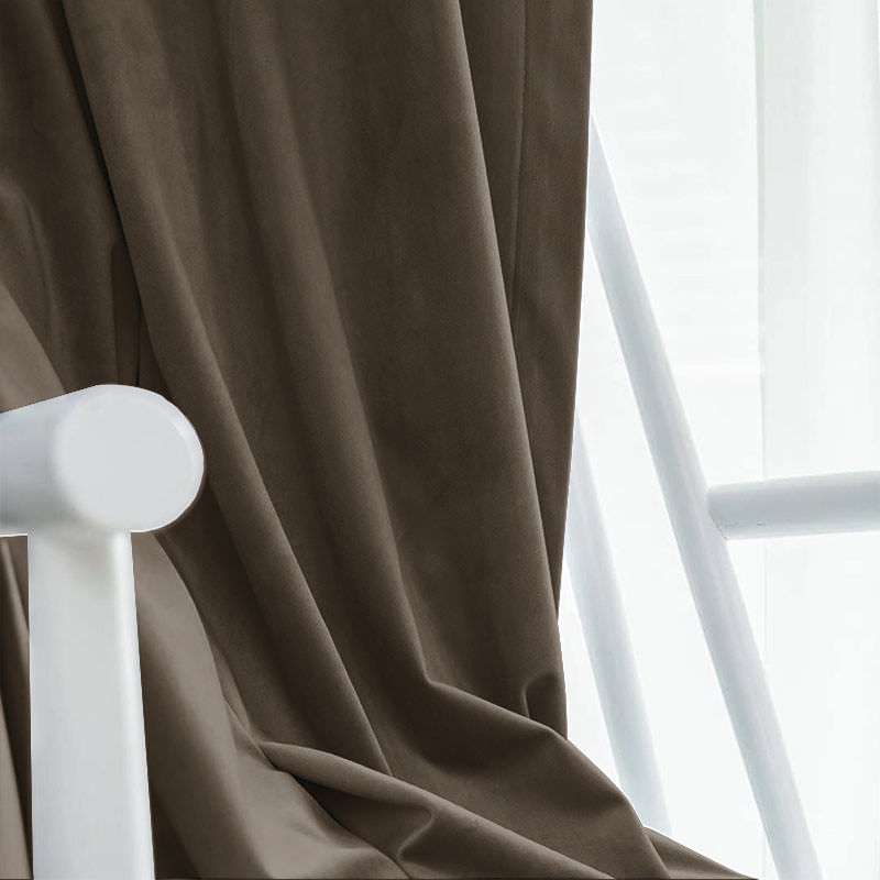 Casa si Gradina - Textile si covoare - Perdele si draperii - Draperii - Draperie din catifea blackout cu rejansa transparenta cu ate pentru galerie, Madison, 200x235 cm, densitate 700 g ml, Taupe, 1 buc - Infinity.ro