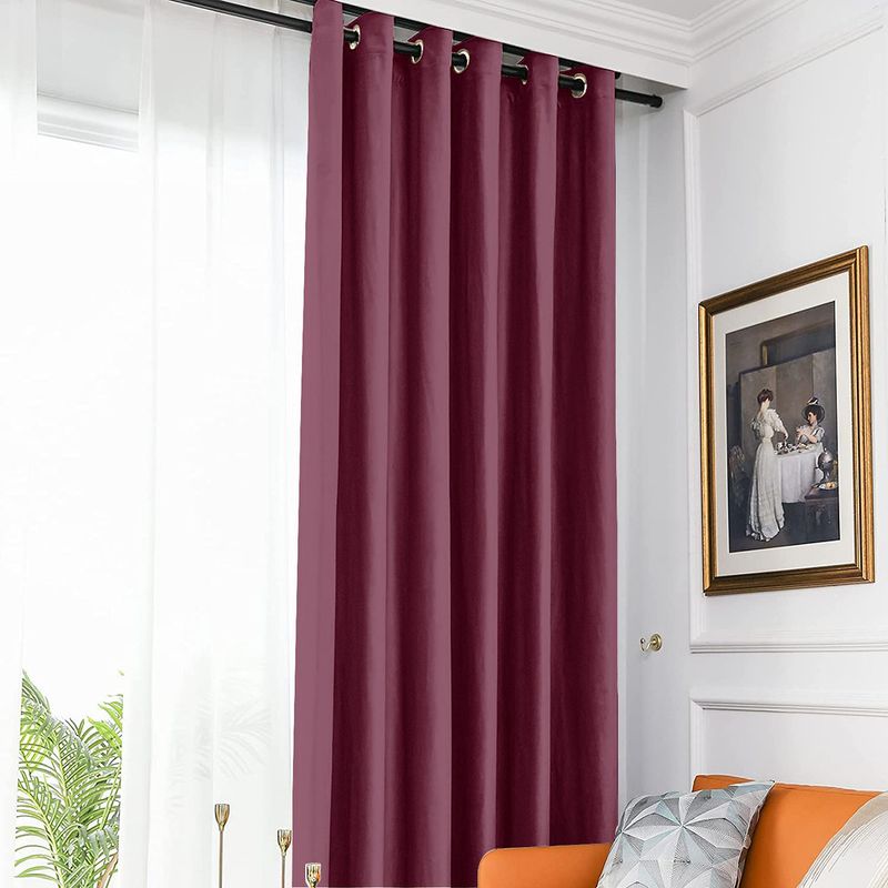 Casa si Gradina - Textile si covoare - Perdele si draperii - Draperii - Draperie din catifea blackout cu inele auriu antic, Madison, 200x235 cm, densitate 700 g ml, Chocolate Brown, 1 buc - Infinity.ro
