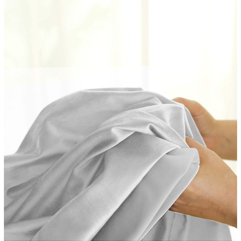 Casa si Gradina - Textile si covoare - Perdele si draperii - Draperii - Draperie din catifea blackout cu rejansa transparenta cu ate pentru galerie, Madison, 250x245 cm, densitate 700 g ml, Bright White, 1 buc - Infinity.ro