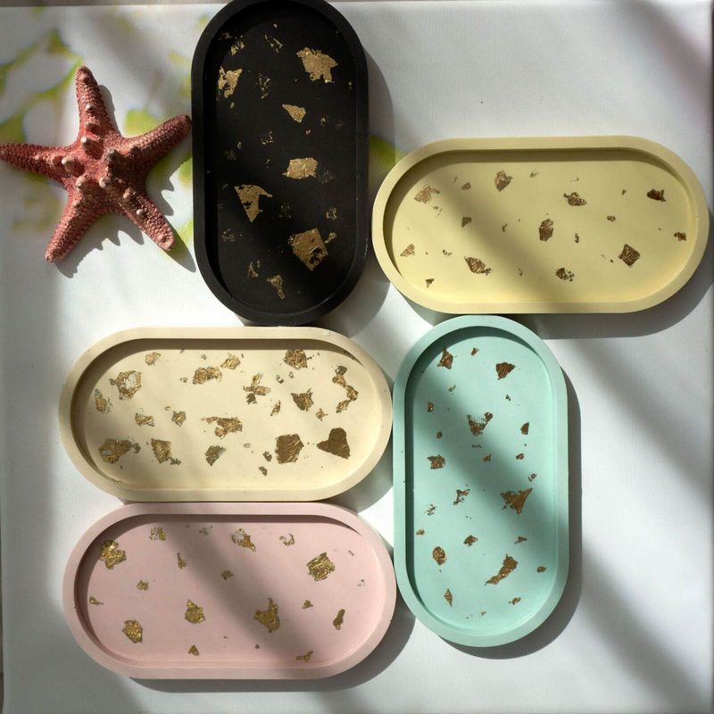 Casa si Gradina - Bucatarie si vesela - Ustensile bucatarie - Tavi servire - Suport oval Gold albastru - Infinity.ro