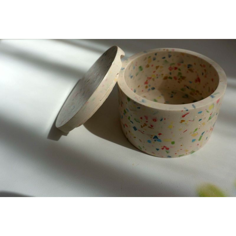 Recipient-condimente-cu-capac-Terrazzo-alb