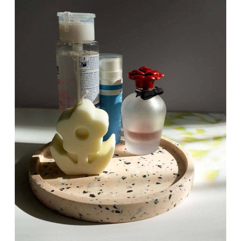 Casa si Gradina - Decoratiuni - Aromaterapie si lumanari - Lumanari si candele - Lumanare decorativa floare crem - Infinity.ro