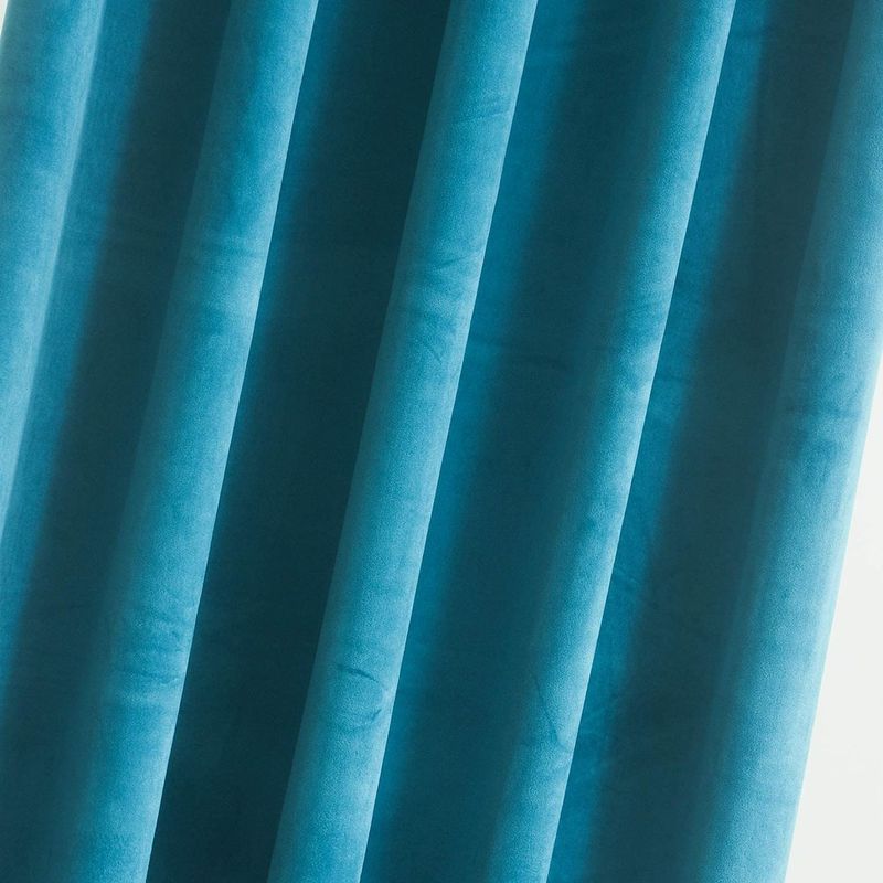 Casa si Gradina - Textile si covoare - Perdele si draperii - Draperii - Set draperii din catifea cu rejansa transparenta cu ate pentru galerie, Madison, 250x250 cm, densitate 700 g/ml, Arctic, 2 buc - Infinity.ro