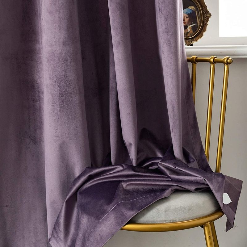 Casa si Gradina - Textile si covoare - Perdele si draperii - Draperii - Set draperii din catifea cu inele negre, Madison, 200x215 cm, densitate 700 g/ml, Mauve, 2 buc - Infinity.ro