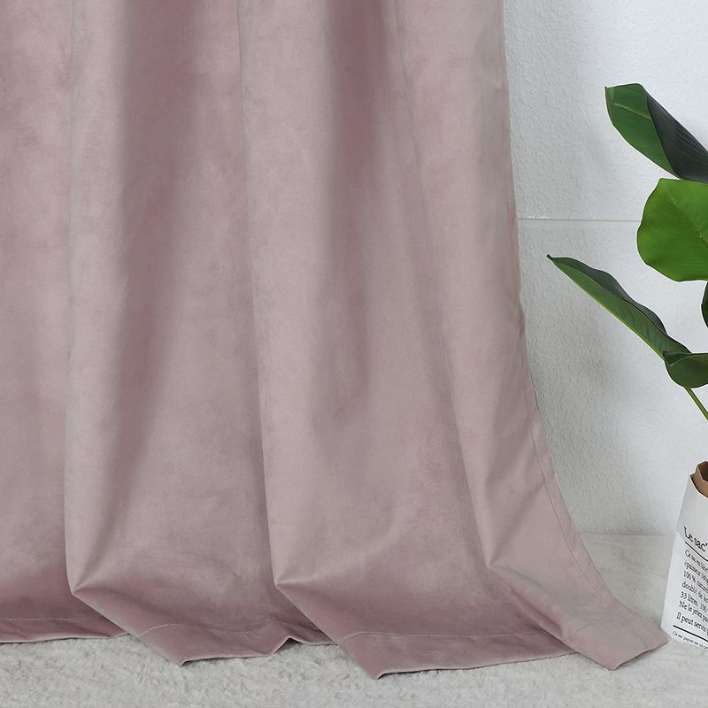 Casa si Gradina - Textile si covoare - Perdele si draperii - Draperii - Draperie din catifea cu inele negre, Madison, 150x265 cm, densitate 700 g/ml, Faux Fur, 1 buc - Infinity.ro