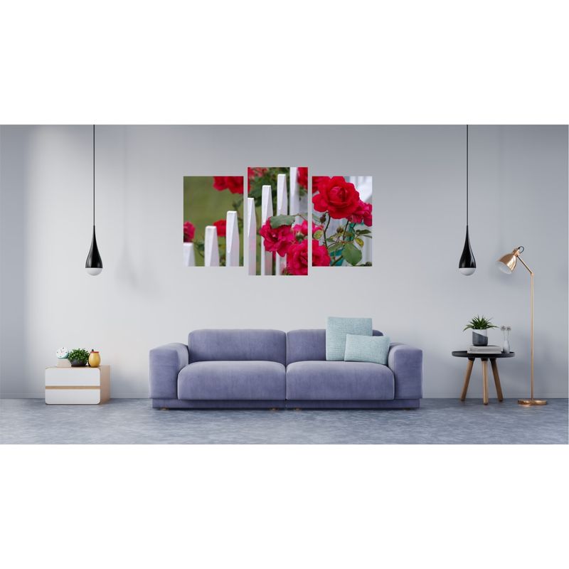 Casa si Gradina - Decoratiuni - Tablouri - Tablou multicanvas 3 piese Trandafiri pe gard, 150x90 cm - Infinity.ro